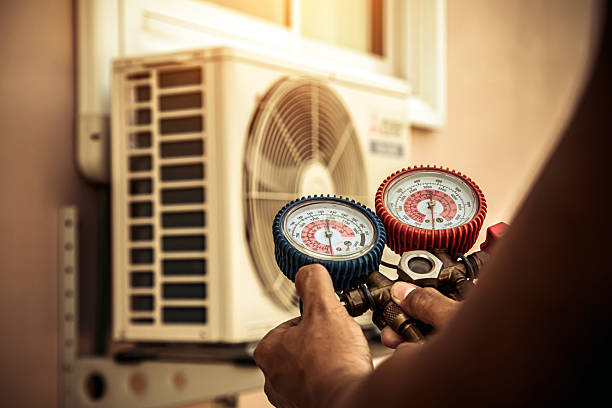 Professional Ac Installation technician working in Grafton, WI
